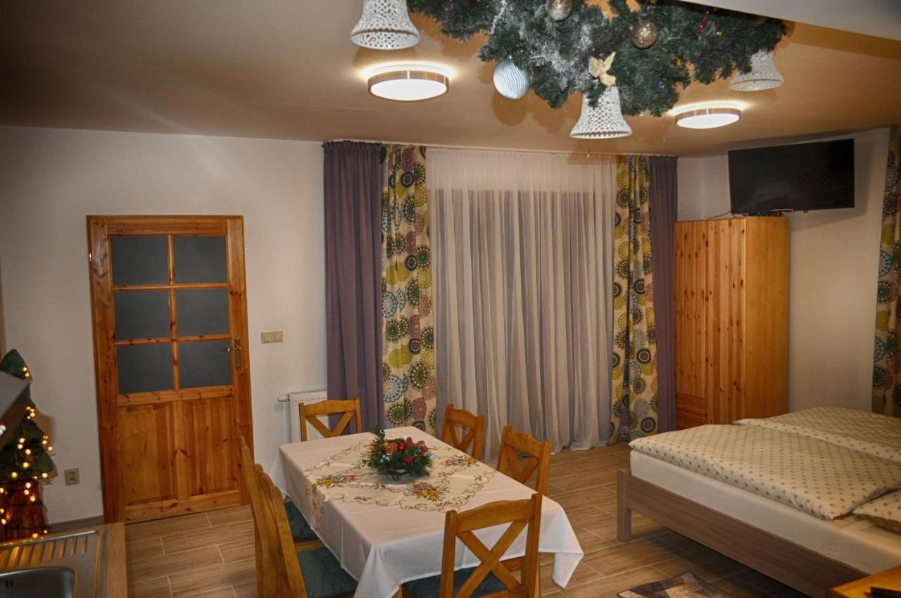 Apartamenty W Dolinie Goscina Дужники Здрой Екстериор снимка